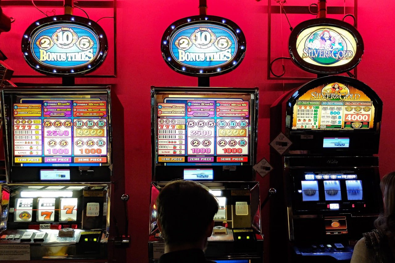 Payout reference Payout table showing all winning combinations